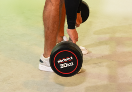 Barra de Peso Fixo BOOMFIT: Intensifica o Teu Treino com Segurança e Versatilidade